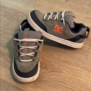 DC shoes